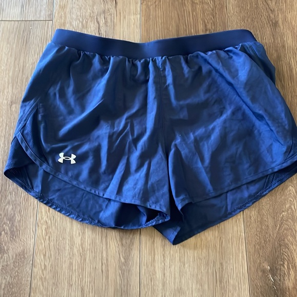 Under Armour Track Short Bundle - Picture 4 of 4